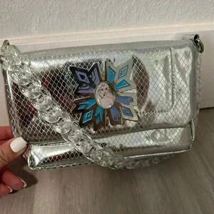 Disney Store Elsa Frozen Fashion Purse Girl’s Silver Chunky Chain Handle